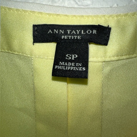 Ann Taylor Petite V Neck Tank Top, small - Picture 3 of 5